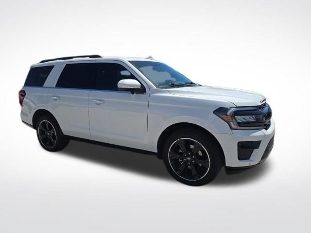 2023 Ford Expedition Limited's photo