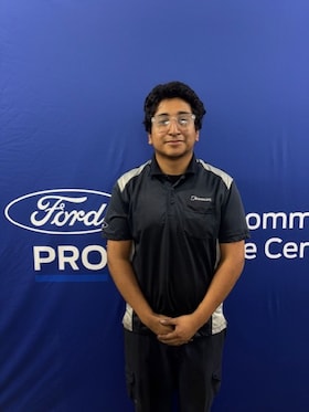 Staff member Justin Martinez from ID_7080f5b473d7