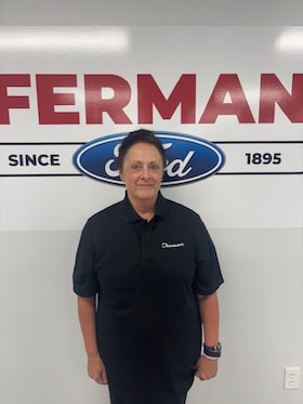 Staff member Kimberly Ruf from ID_7080f5b473d7