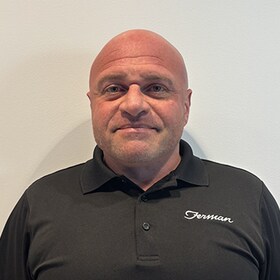 Staff member Robert Tucci from ID_3335fe88e3f7