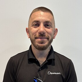 Staff member Derek Copp from ID_3335fe88e3f7