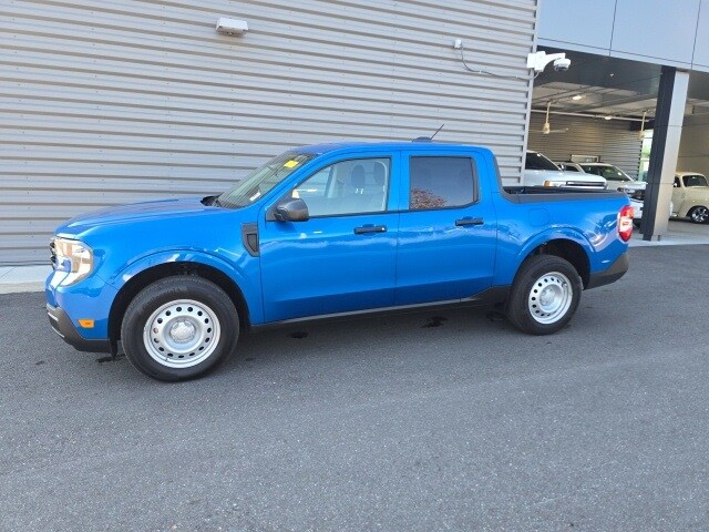 2025 Ford Maverick XL photo 2