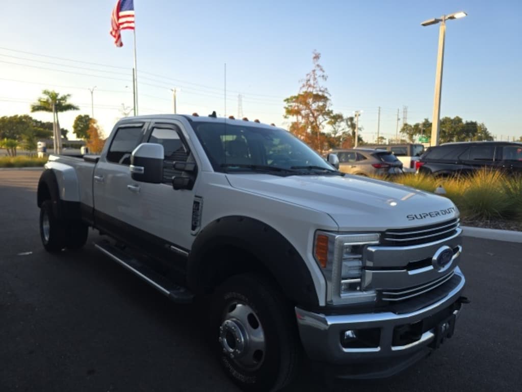 Certified 2019 Ford F-350SD Lariat Truck Crew Cab