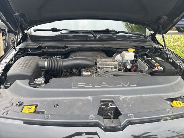 2020 RAM 1500 Big Horn/Lone Star 4x4 Crew Cab 5'7's photo