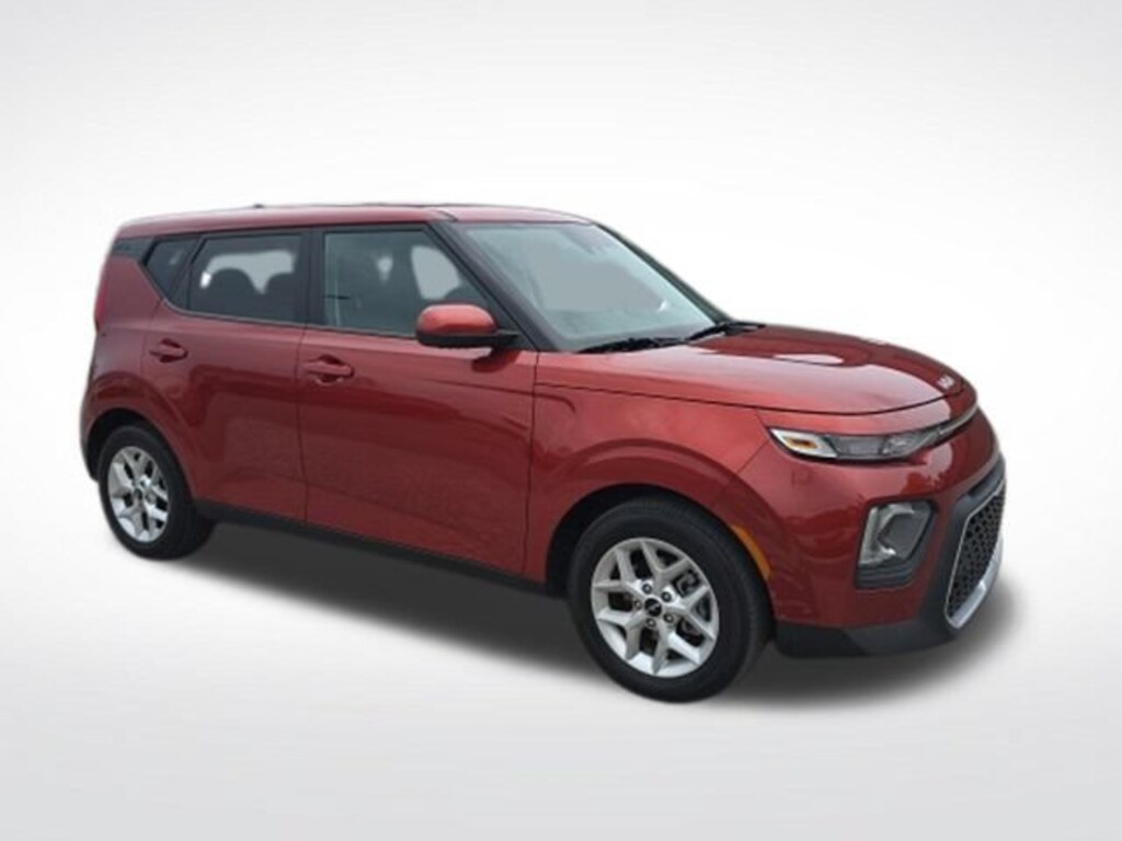 Certified 2022 Kia Soul LX Hatchback