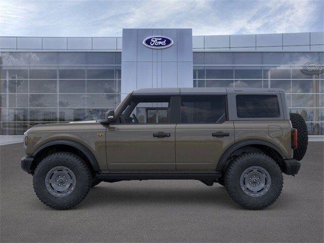 2025 Ford Bronco Badlands photo 3