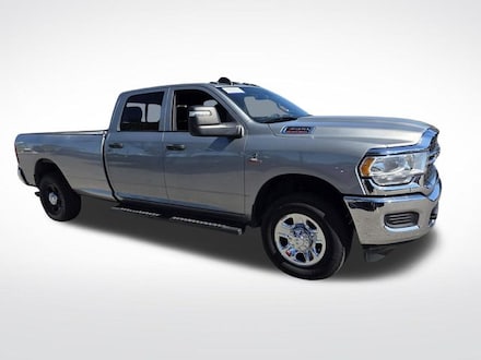 2024 Ram 3500 Tradesman Truck Crew Cab