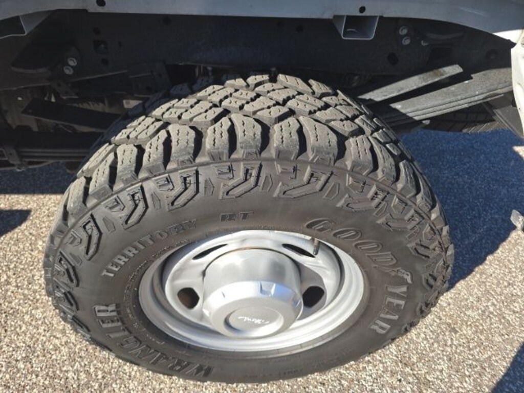 Used 2025 Ford F-250SD XL Truck Crew Cab