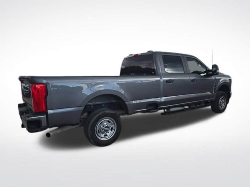 Certified 2023 Ford F-250SD XL Truck Crew Cab