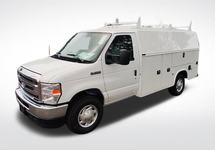 2025 Ford E-350SD Base Truck
