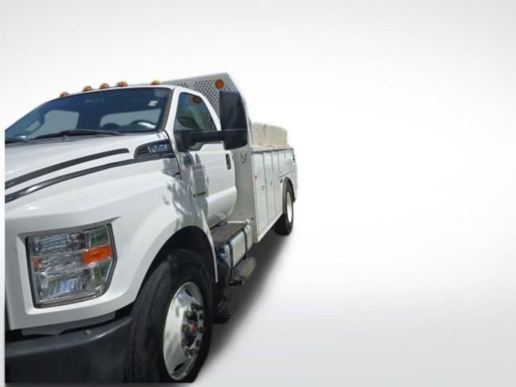 Used 2017 Ford F-750SD Base Truck Regular Cab