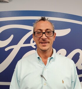 Staff member Ron Surette from ID_d2c7b9309e08