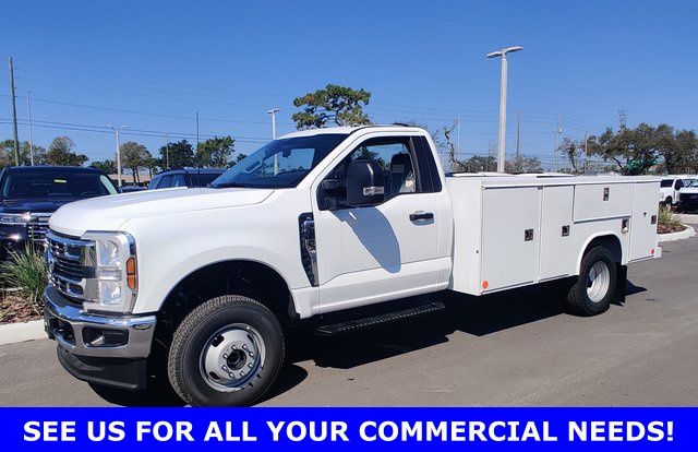 2024 Ford F-350 Super Duty Chassis Cab XL's photo
