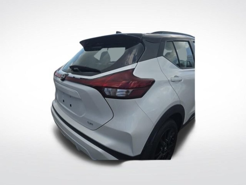 Certified 2023 Nissan Kicks SR SUV