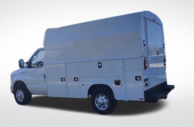 2025 Ford E-Series Cutaway Base - Photo 9
