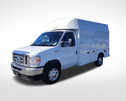 2025 Ford E-350SD Base Truck
