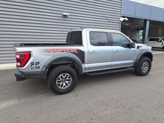 2022 Ford F-150 Raptor photo 3