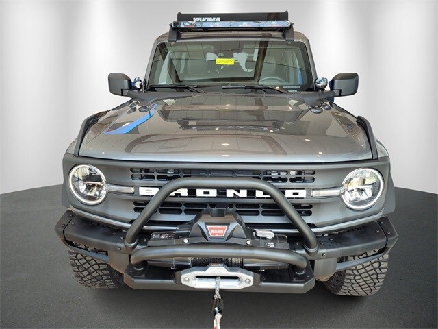 2024 Ford Bronco Black Diamond photo 2