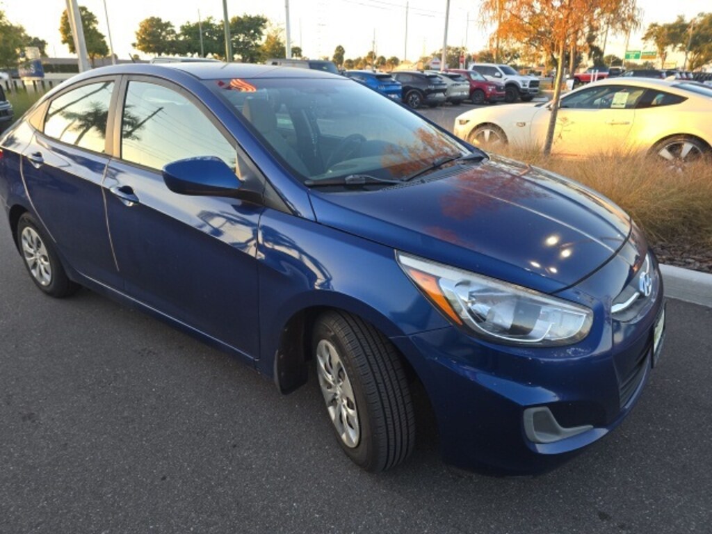 Used 2017 Hyundai Accent SE Sedan