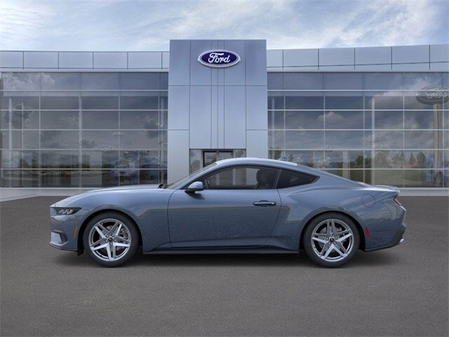 2025 Ford Mustang EcoBoost Premium photo 3