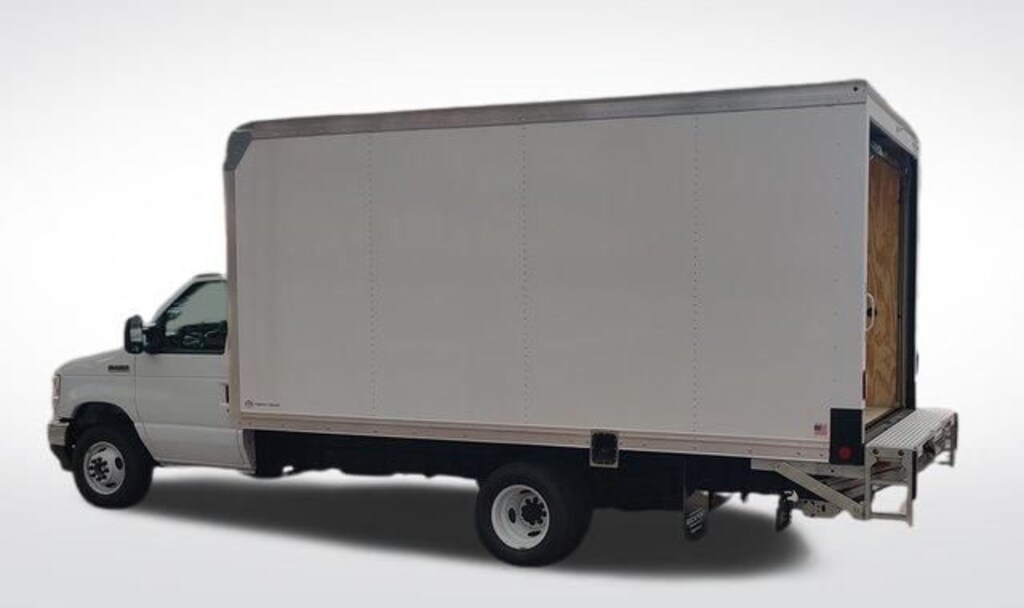 New 2026 Ford E-450SD Base Truck