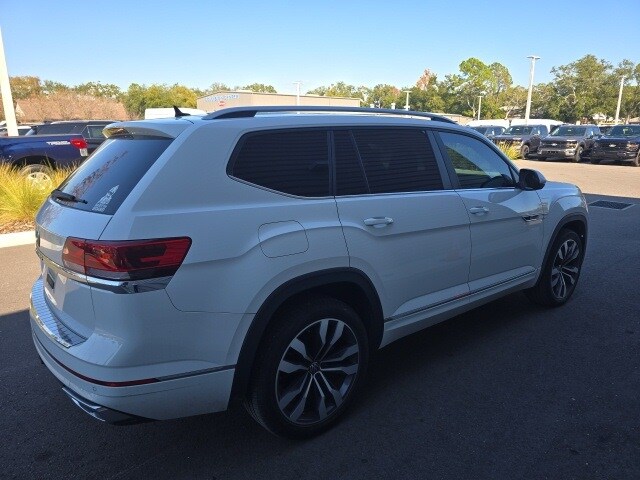 2021 Volkswagen Atlas V6 SEL R-Line photo 3