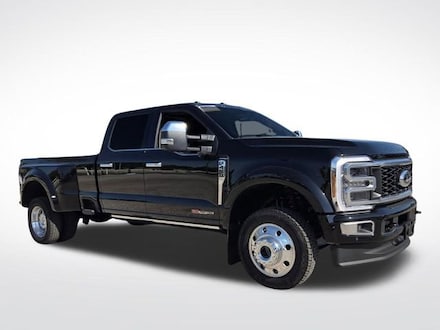 2026 Ford F-450SD Platinum Truck Crew Cab