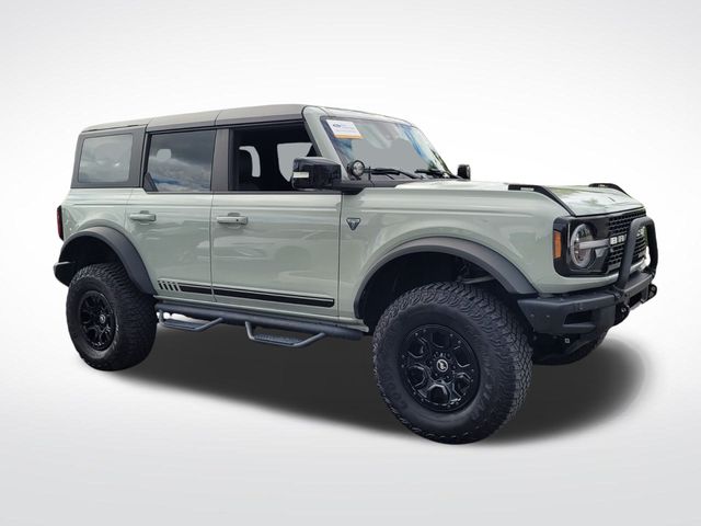 2021 Ford Bronco 4-Door First Edition's photo