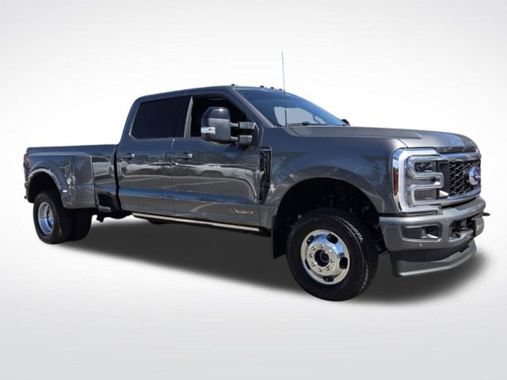Certified 2026 Ford F-350SD Platinum Truck Crew Cab