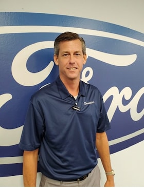 Staff member John McVay from ID_3335fe88e3f7