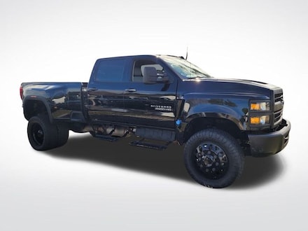 2022 Chevrolet Silverado 4500HD Work Truck Truck Crew Cab