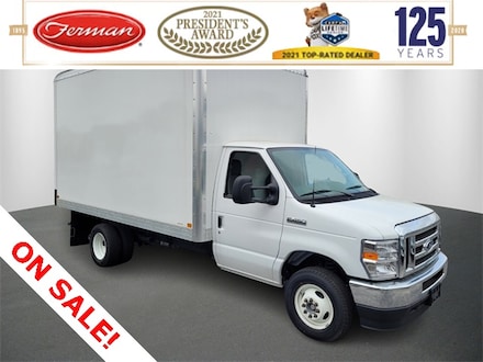 2023 Ford E-450SD Base Cab/Chassis