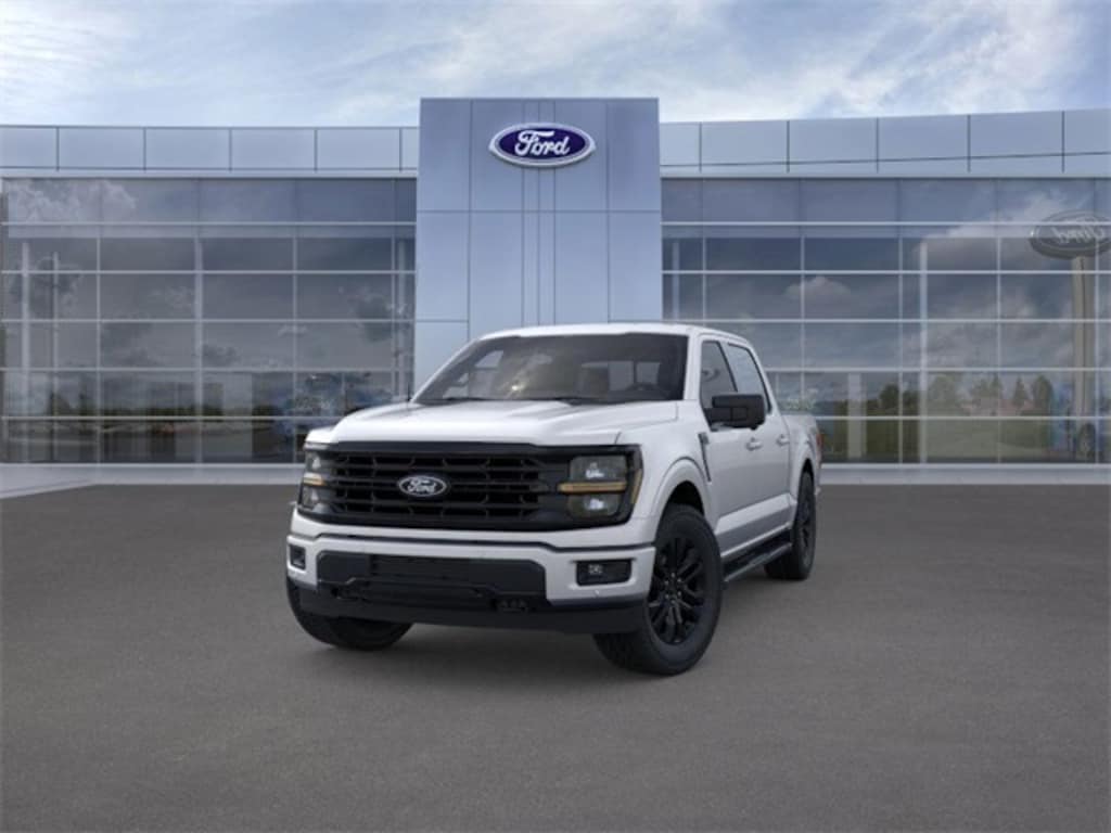 New 2025 Ford F-150 XLT Truck SuperCrew Cab