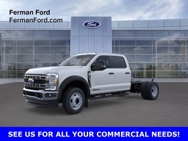 2025 Ford F-450 Super Duty Chassis Cab XL's photo