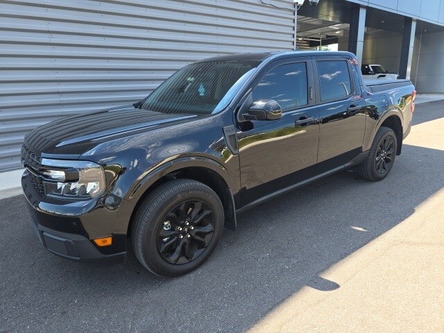 2023 Ford Maverick XLT Lariat photo 2