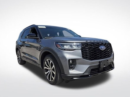 2025 Ford Explorer ST-Line SUV
