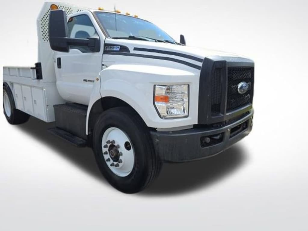 Used 2017 Ford F-750SD Base Truck Regular Cab