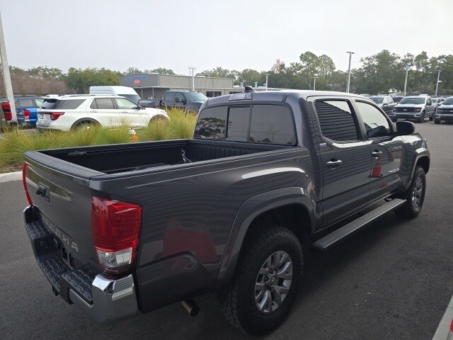 2016 Toyota Tacoma SR5 Double Cab photo 4