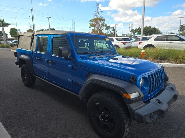 2021 Jeep Gladiator Sport photo 3
