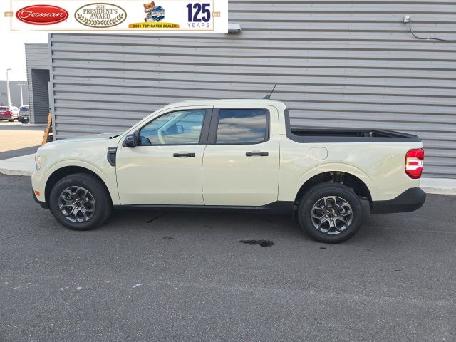 2024 Ford Maverick XLT's photo