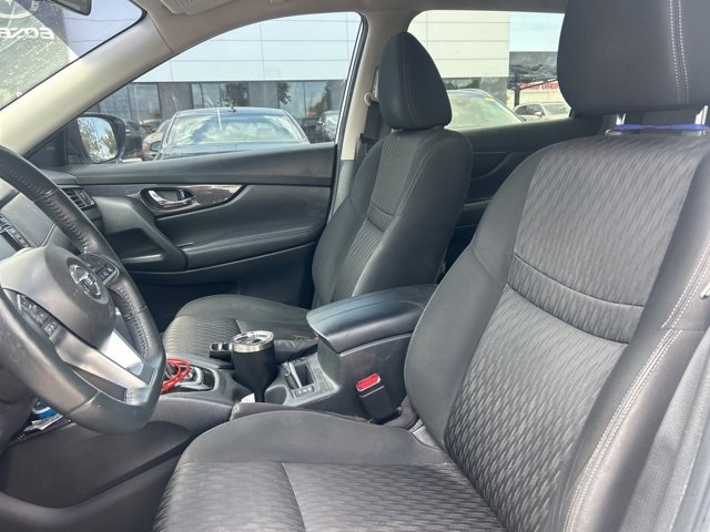 Used 2018 Nissan Rogue SV with VIN KNMAT2MV3JP558625 for sale in Tampa, FL