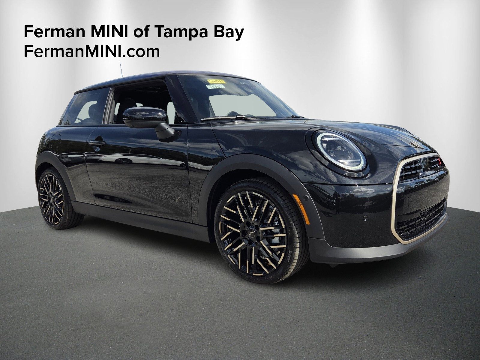 2026 MINI Hardtop Cooper S's photo