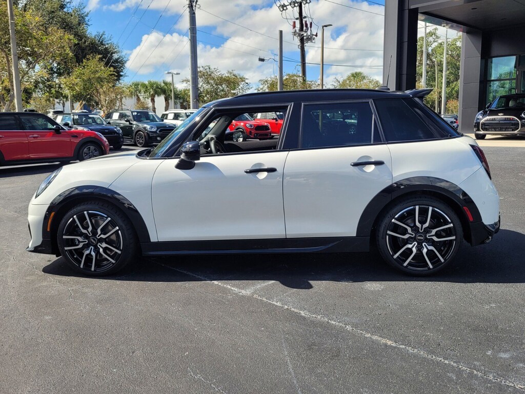 New 2026 MINI Hardtop 4 Door Cooper S Hatchback