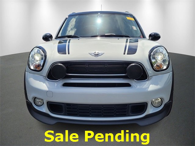 Used 2016 MINI Countryman Countryman S with VIN WMWZC3C53GWT09389 for sale in Tampa, FL