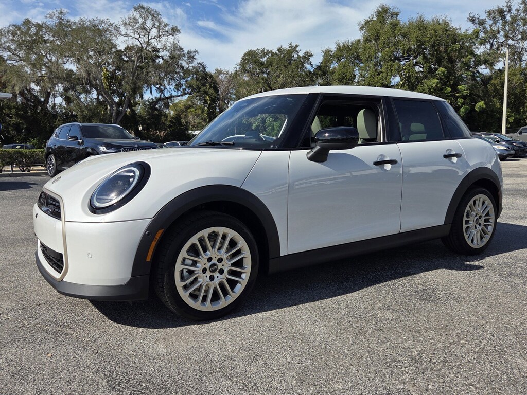 New 2026 MINI Hardtop 4 Door Cooper Hatchback