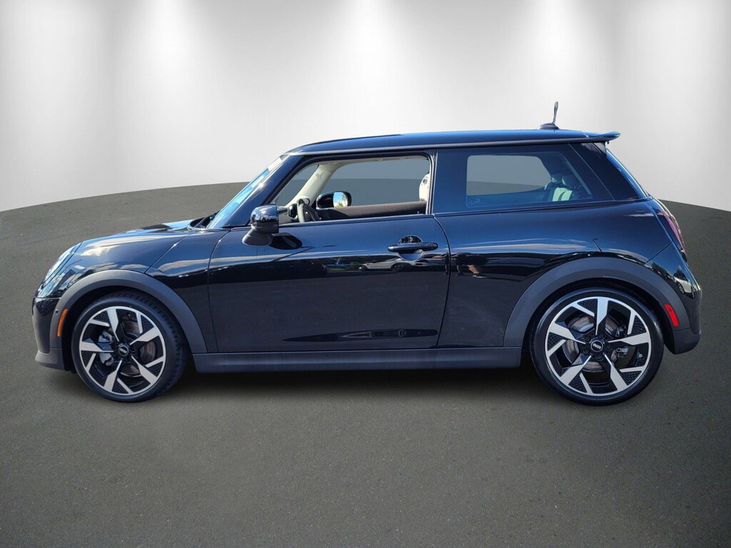 New 2025 MINI Hardtop 2 Door Cooper S Hatchback
