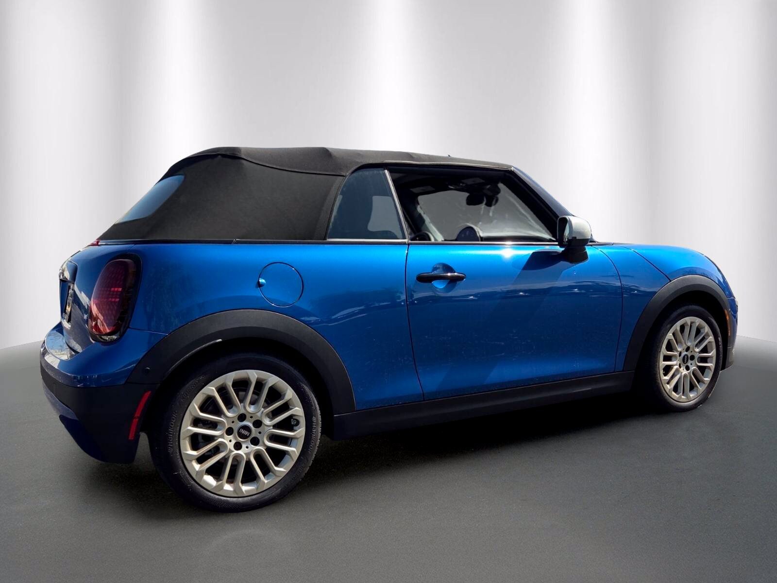 2026 MINI Convertible S - Photo 7