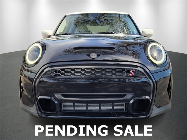 Used 2022 MINI Hardtop 4 Door S with VIN WMW53DK08N2P60705 for sale in Tampa, FL