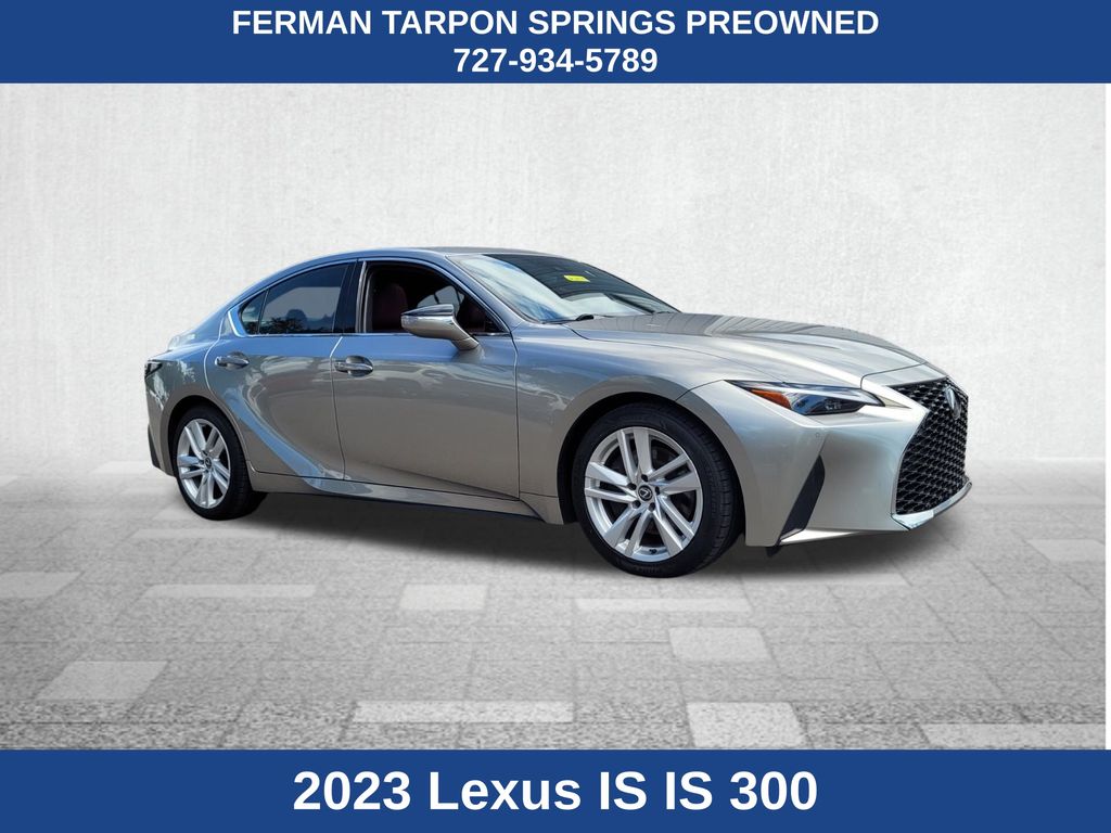 2023 Lexus IS