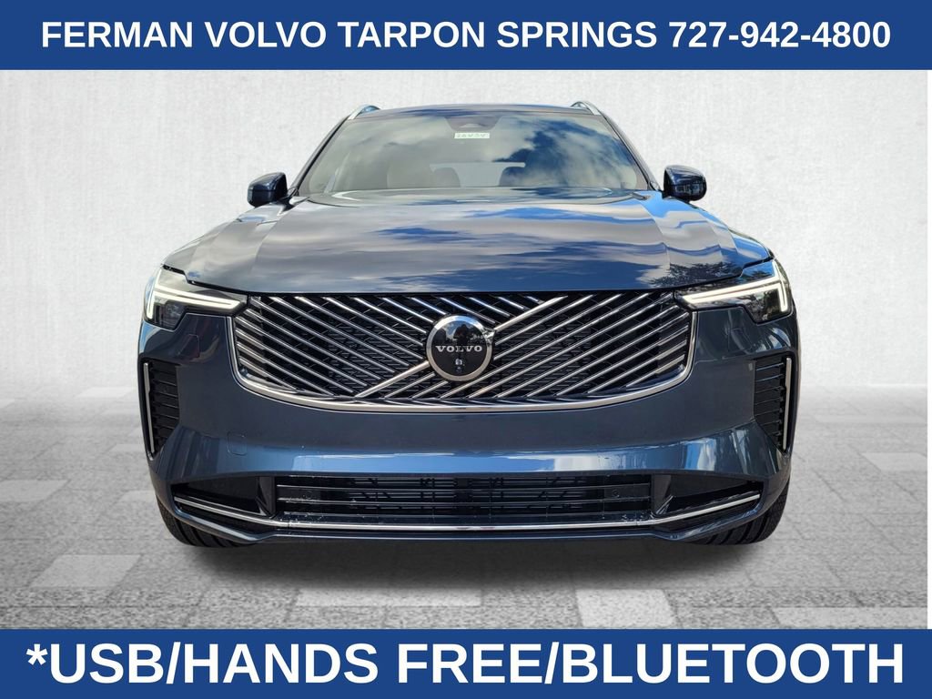 2026 Volvo XC90 Plus photo 2